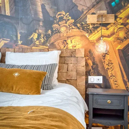 L'escale Du Gros-horloge Parenthese Prestigieuse Au Coeur De Rouen