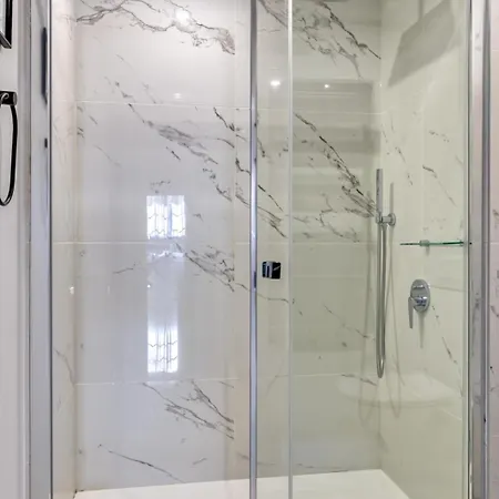 L'escale Du Gros-horloge Parenthese Prestigieuse Au Coeur De Apartment