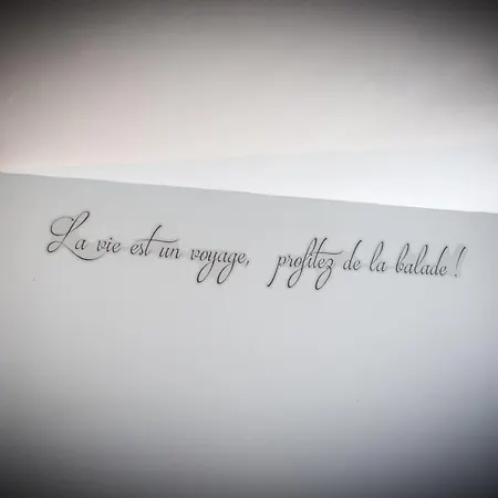 L'escale Du Gros-horloge Parenthese Prestigieuse Au Coeur De *