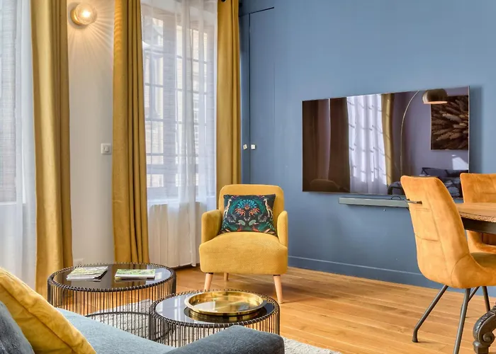 L'escale Du Gros Horloge Rouen