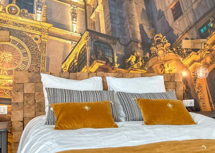 L'escale Du Gros-horloge Parenthese Prestigieuse Au Coeur De Apartment Rouen